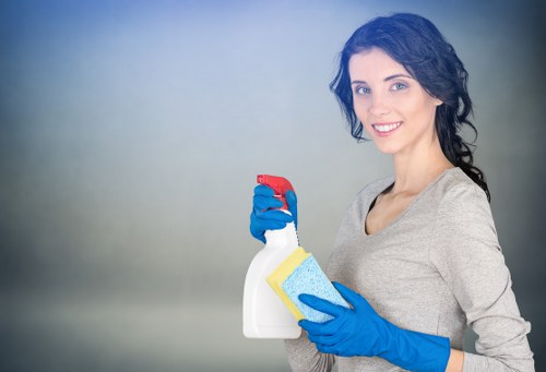 Local carpet cleaning service improving hallway carpet freshness